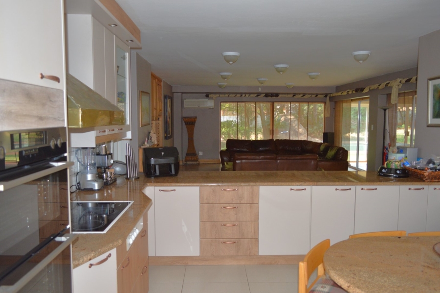 4 Bedroom Property for Sale in Wilkoppies North West